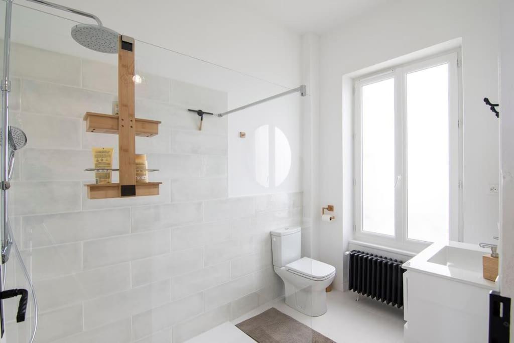 Treize Maison 3 Bed House In Centre Of Saint Severin Exterior foto